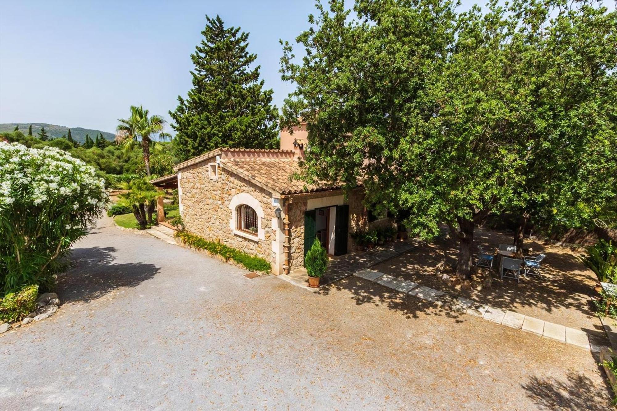 Casa Alzina, *